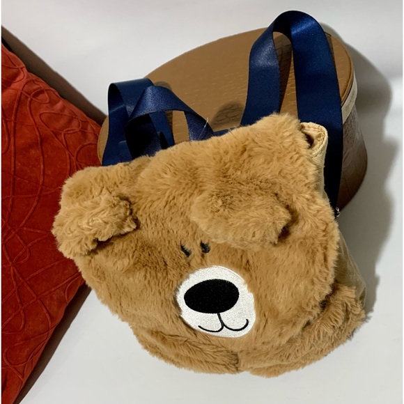 🎁Free en bundle 🎁Backpack bear 🎁#Free - Picture 1 of 15